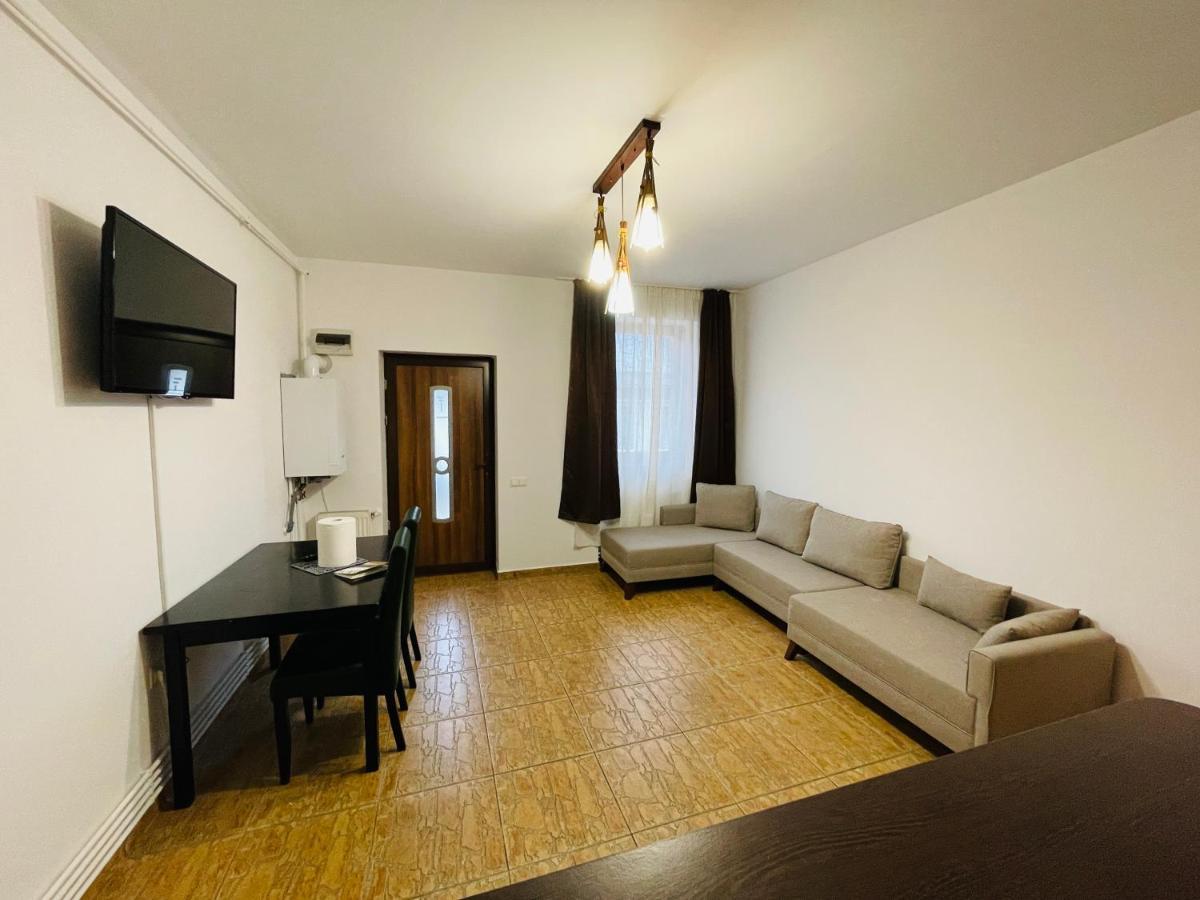 Casa Cu Balcon Braşov Exterior foto